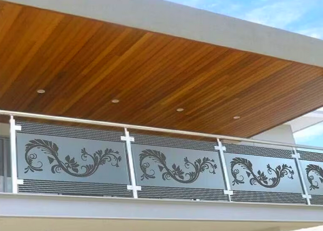 Balcony Railing Glass